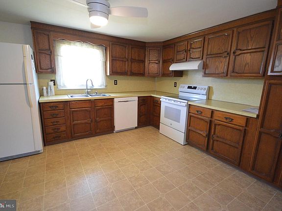 5th image of 512 E Avondale Rd