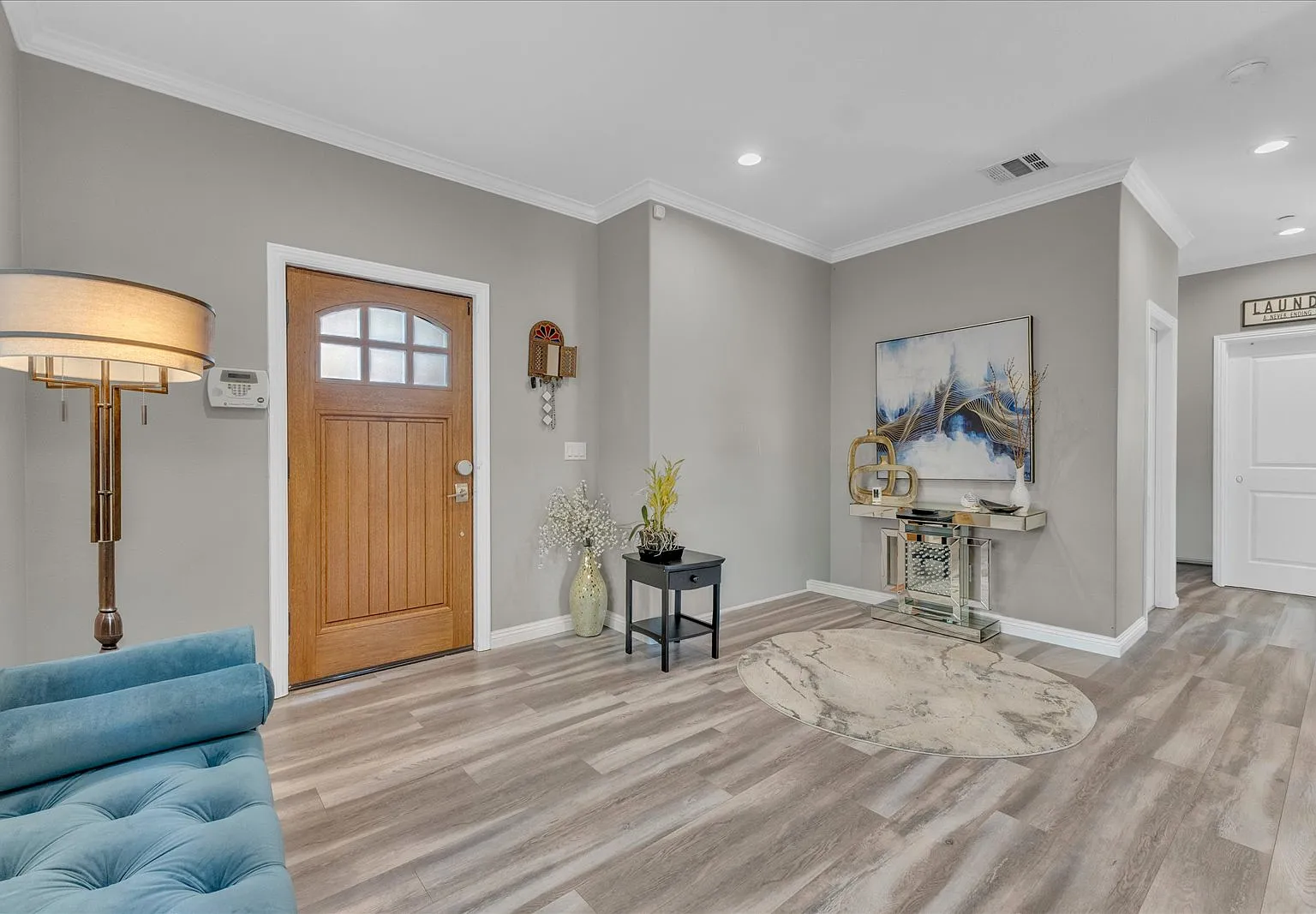 4 bed, 2020 sqft, $5,500 — Photo 4