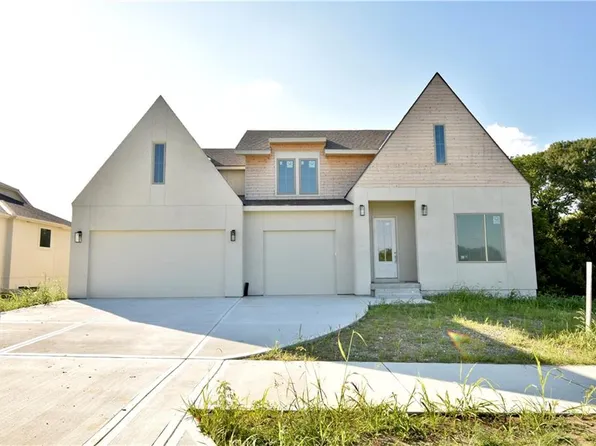 7636 N Booth Ave, Kansas City, MO 64158