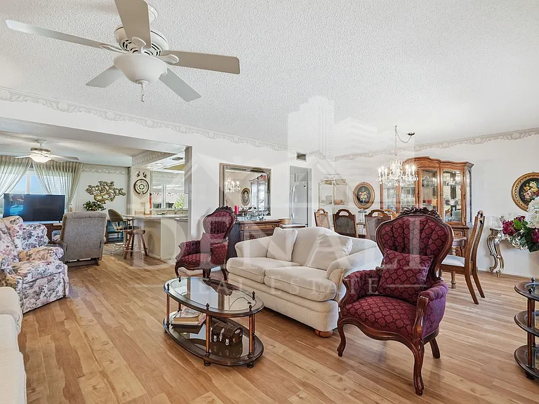 9807 W Mockingbird Dr — Photo 4