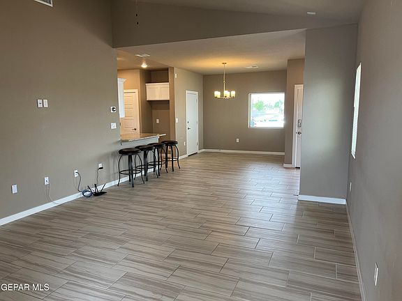 4th image of 11563 Leonor Duran St