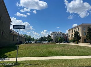 143 Elysian Fields Dr, Lafayette, LA 70508