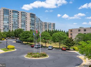 19375 Cypress Ridge Ter UNIT 206, Leesburg, VA 20176