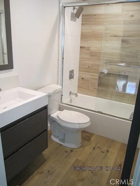 5 bed, 2000 sqft, $3,995 — Photo 3