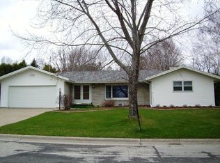 233 N Elgin Ave, Sturgeon Bay, WI 54235