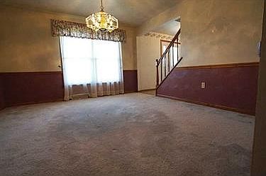 4th image of 808 Cleardale Dr