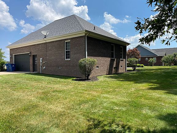3rd image of 1765 Kandi Kay Ln