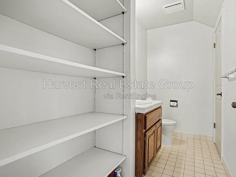 1319 Pearl St #3 — Photo 16