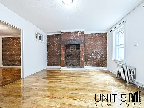 484 Willoughby Ave #1 Photo 1