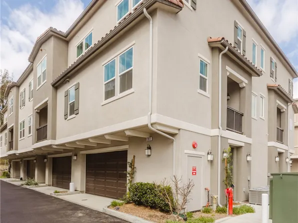 2811 Elderflower St, Spring Valley, CA 91977