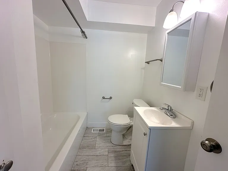 11812 Carrington Ave #2 — Photo 5