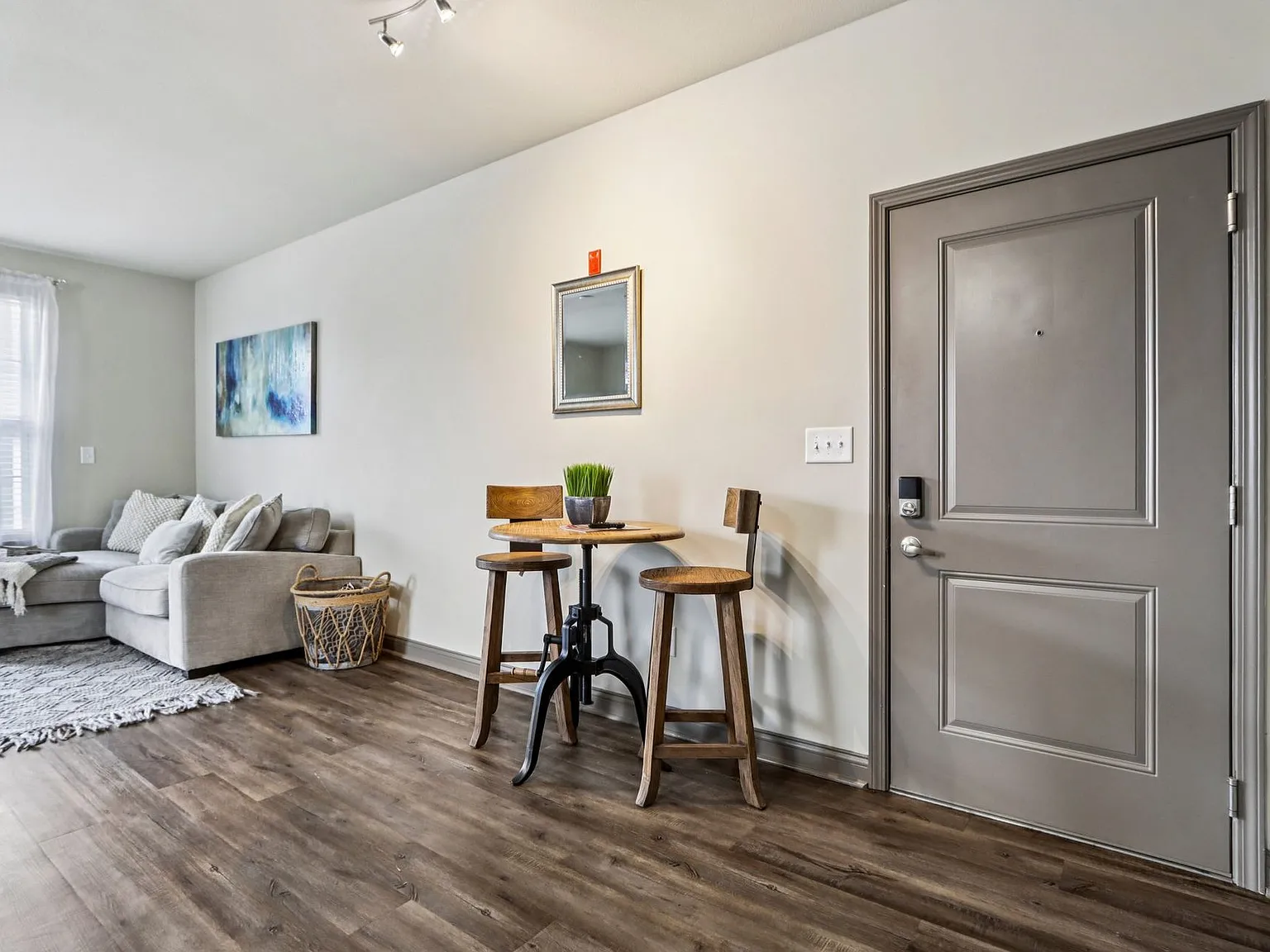 Flats at 146 | Specials Available — Photo 2