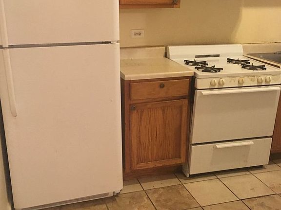 2nd image of 5323 W Washington Blvd #1