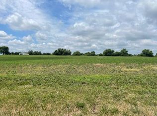 10004 S Stonehaus Dr, Lees Summit, MO 64086