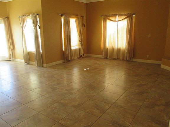 4th image of 4074 S Ave 5 1/2 E