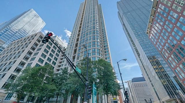 1st image of 345 N Lasalle St #4102
