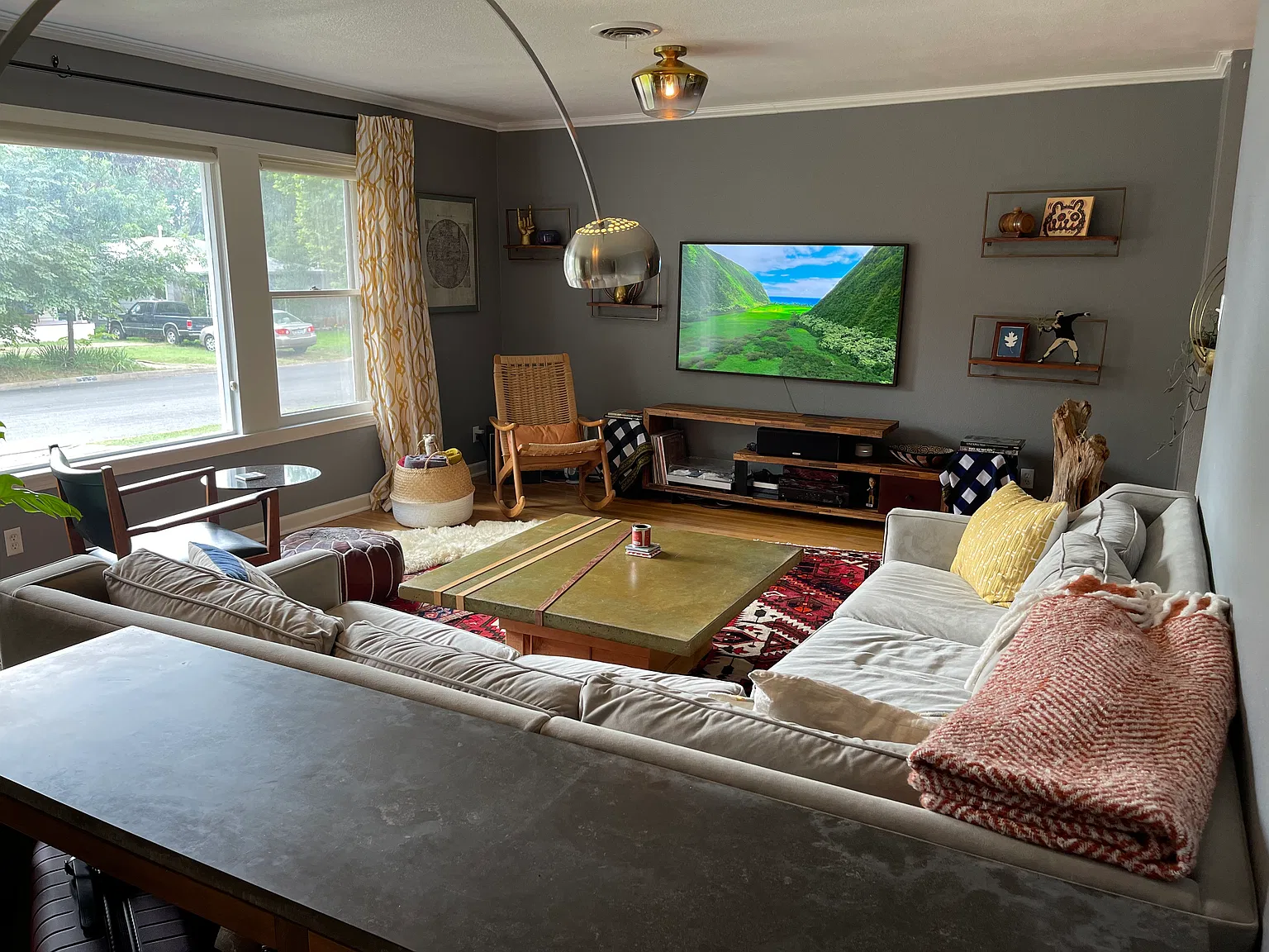 3 bed, 1430 sqft, $3,250 — Photo 1