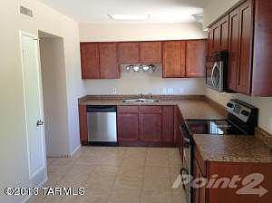 3055 Avenida Cresta, Tucson - Kitchen 1