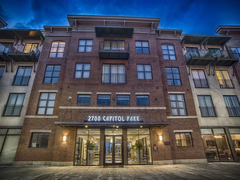 2700 Capitol Park — Photo 4