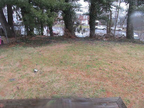 2nd image of 2031 Ravenwood Dr