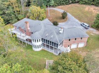 2854 Hickory Cove Ln, Moneta, VA 24121
