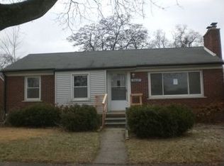 9837 Brookfield St, Livonia, MI 48150
