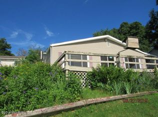 11873 Scott Park Rd, Delton, MI 49046