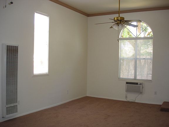 5th image of 8270 University Ave APT B