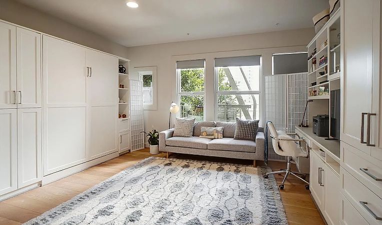 1st image of 725 Pine St APT 206