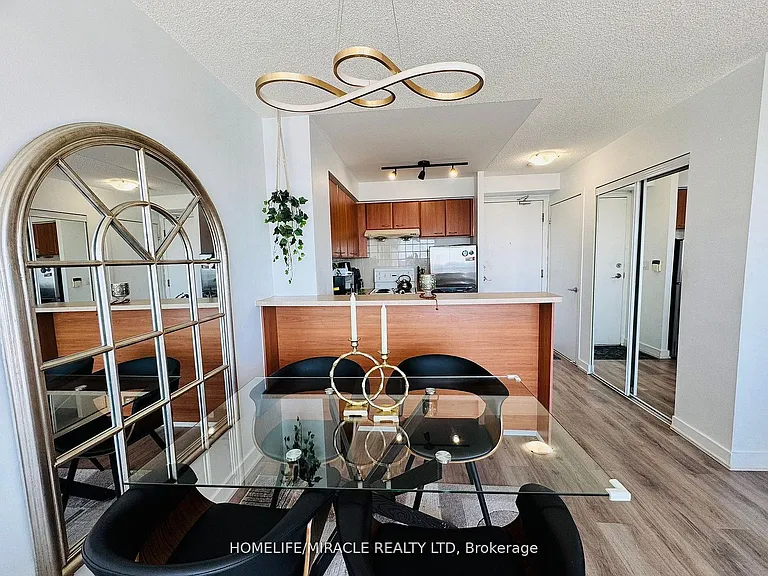 36 Lee Centre Dr #2106 — Photo 4