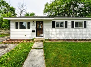 2202 Horeb Ave, Zion, IL 60099