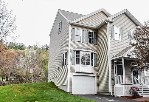 14 Georgetowne Dr Photo 1