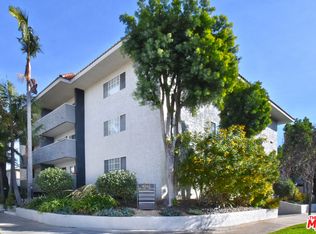 4140 Warner Blvd APT 302, Burbank, CA 91505