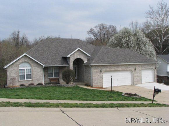 1st image of 108 Kingsbrooke Blvd