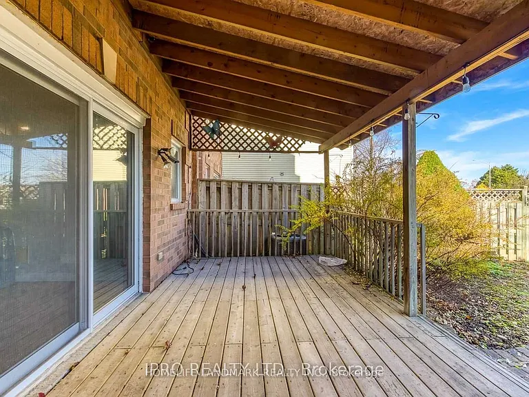 1109 Lindsay Dr — Photo 34