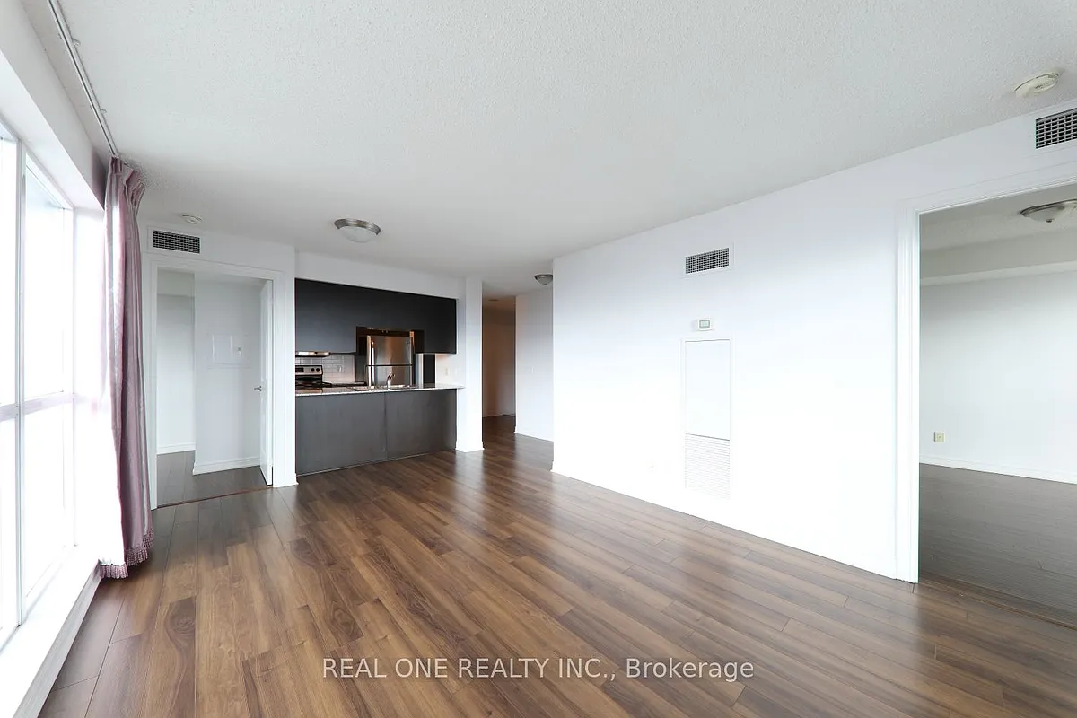 Building Photo - 50 Town Centre Ct #1502