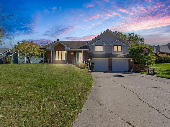 2nd image of 3706 Wheatridge Dr