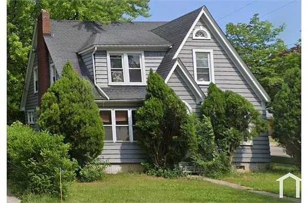 Building Photo - 117 S Hamilton St
