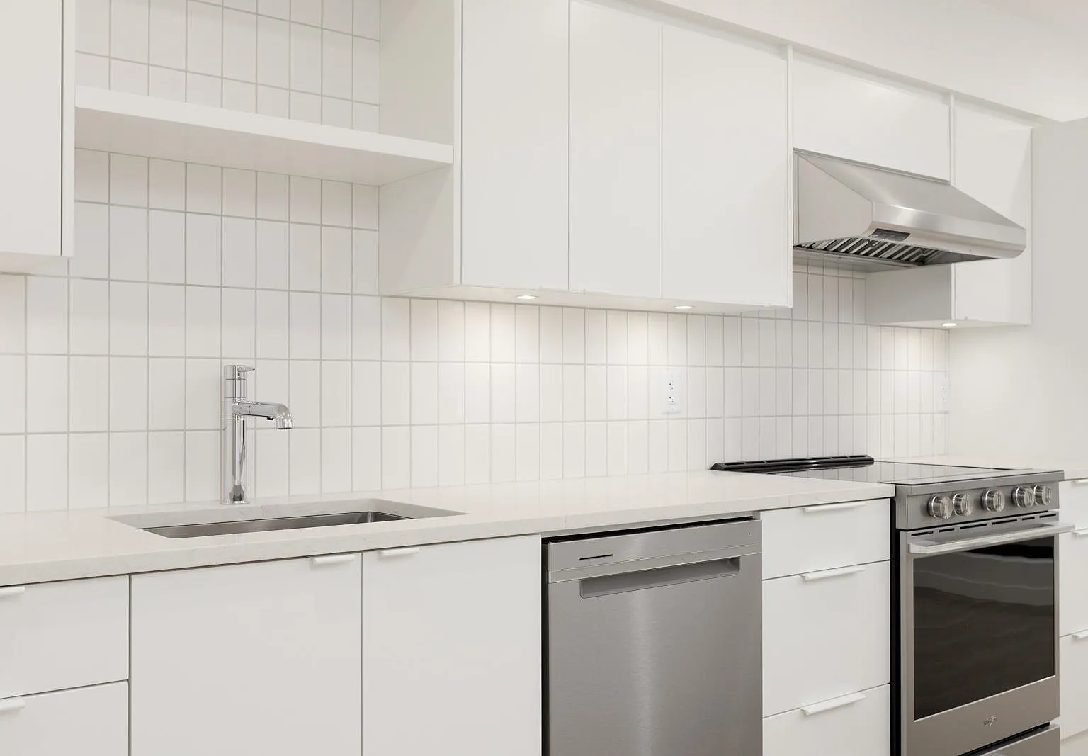1 bed, 750 sqft, $2,550 — Photo 2