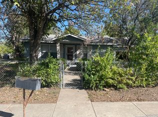 570 N San Horacio Ave, San Antonio, TX 78228