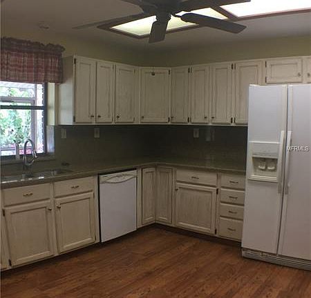 5th image of 1951 Lemon Ave