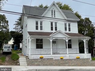 216 S Main St, Spring City, PA 19475