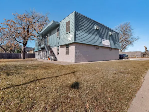 111 E Rogers St, Arlington, TX 76011