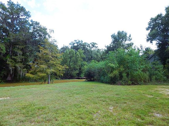 4th image of 180 Middle Pearl Dr