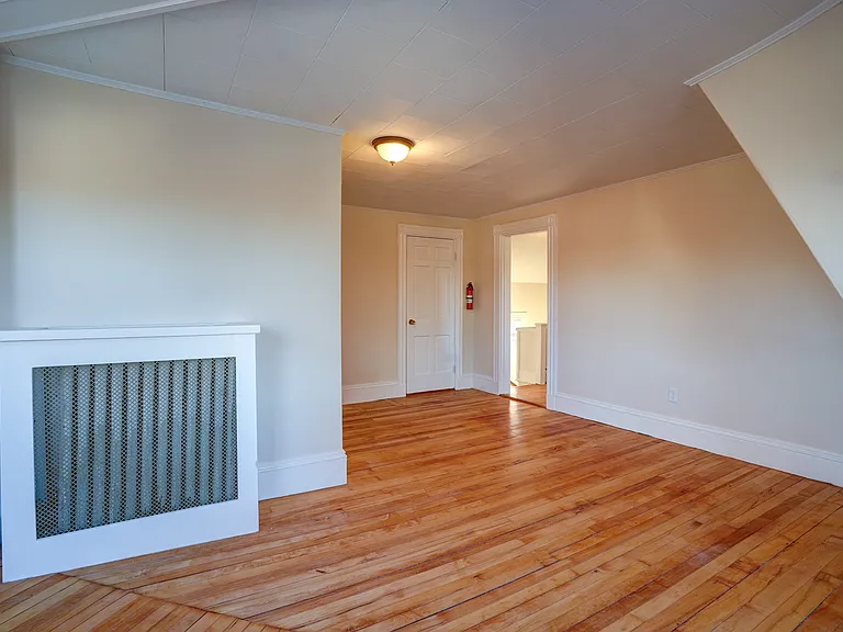 11 French St #5 — Photo 10