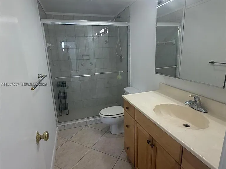 300 Bayview Dr #915 — Photo 19