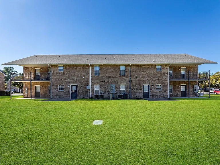 South Haven Apartments — Photo 20