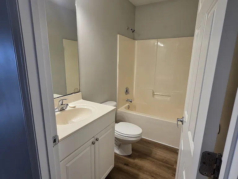 515 S 10th St #2 — Photo 13
