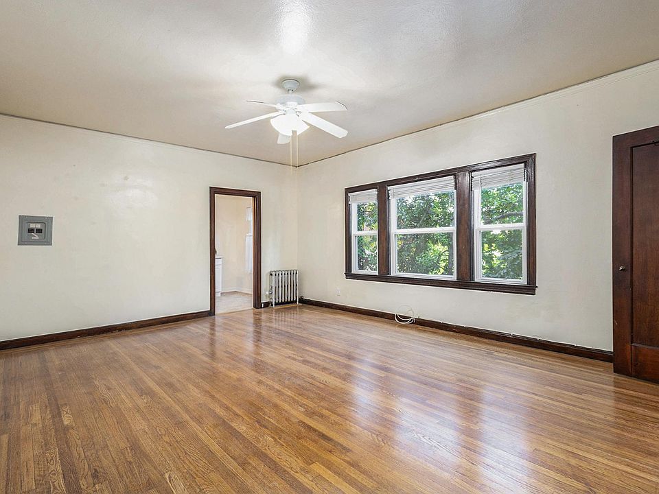 1st image of 365 Hanover Ave APT 106