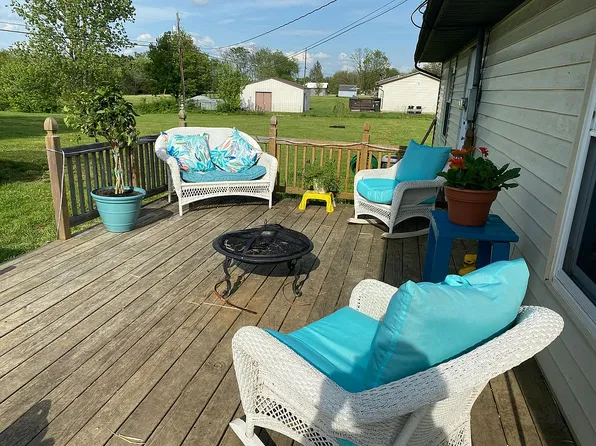 165 Northside Dr, Cynthiana, KY 41031